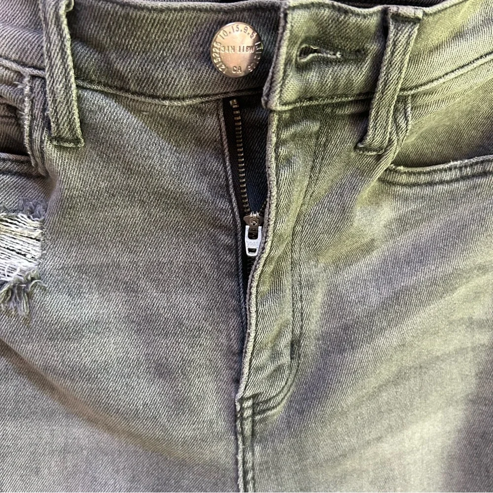 Current/Elliott ~Women’s Ultra High Waist Skinny Jeans Gray Fade Out Destroy 27 - Picture 6 of 16